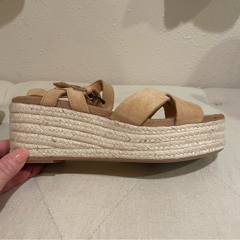 Toms Suede Platform Wedge Sandals - Picture 12 of 16